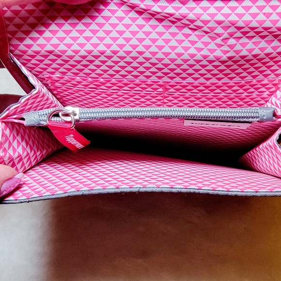 Tupperware crossbody purse - Picture 6 of 6